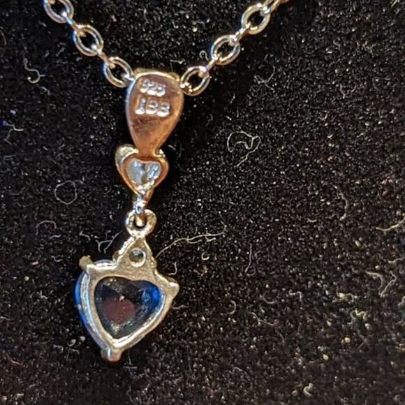 925 Blue Heart Pendant on Silver Tone Chain - Picture 3 of 5